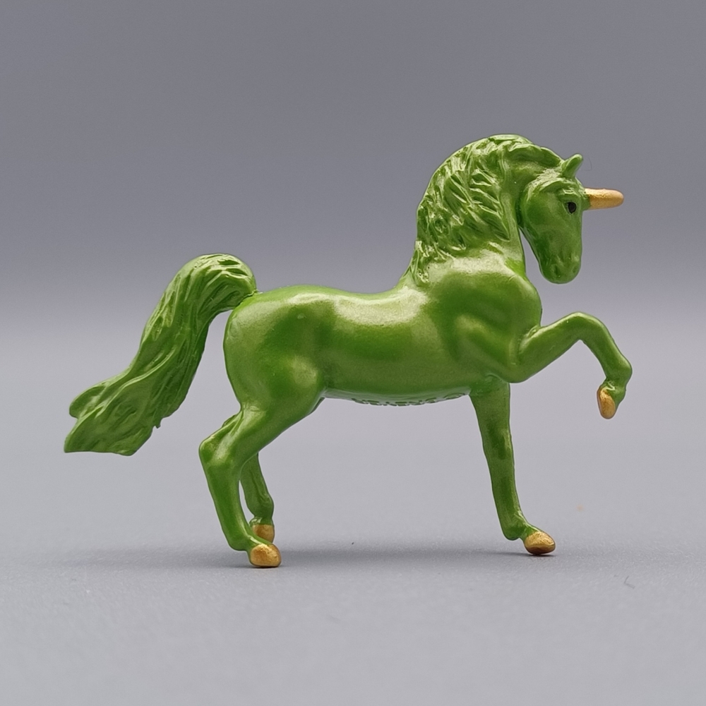 Breyer Nebula Mini Whinnies Chase Piece - Picture 2 of 4